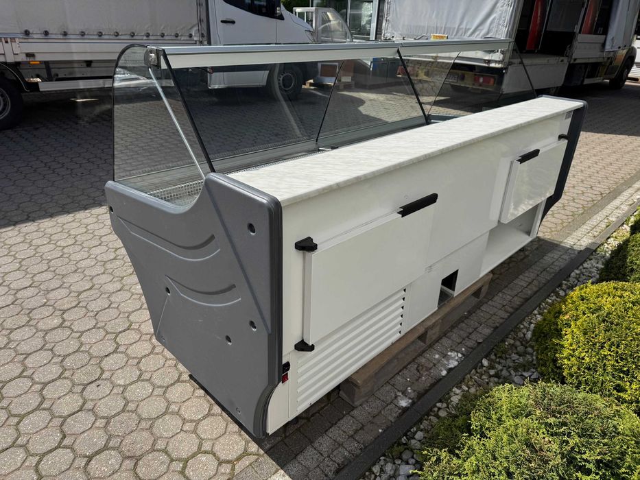 Lada witryna chłodnicza COLD dł. 2.5 m i inne urządzenia. GWARANCJA!!!