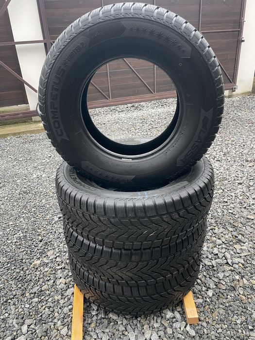 Зимова гума, шини, резина Lassa competus winter 2 245 70 16