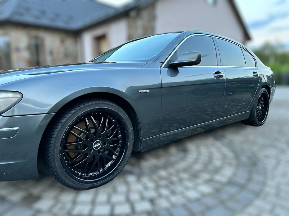 Продам BMW 750Li