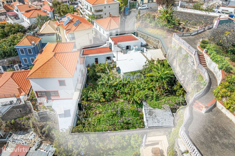 Moradia T3 + T0 a 5minutos a pé do Centro do Funchal