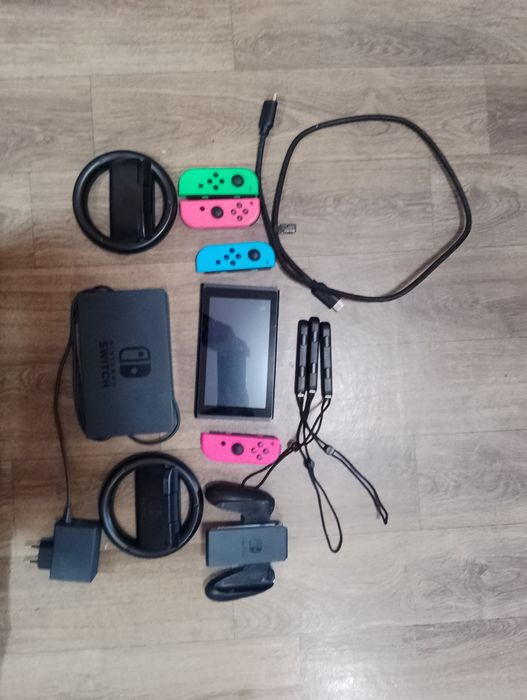 Продаю Nintendo switch original 16 GB