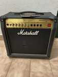 Amplificador Marshall Valvestate 200