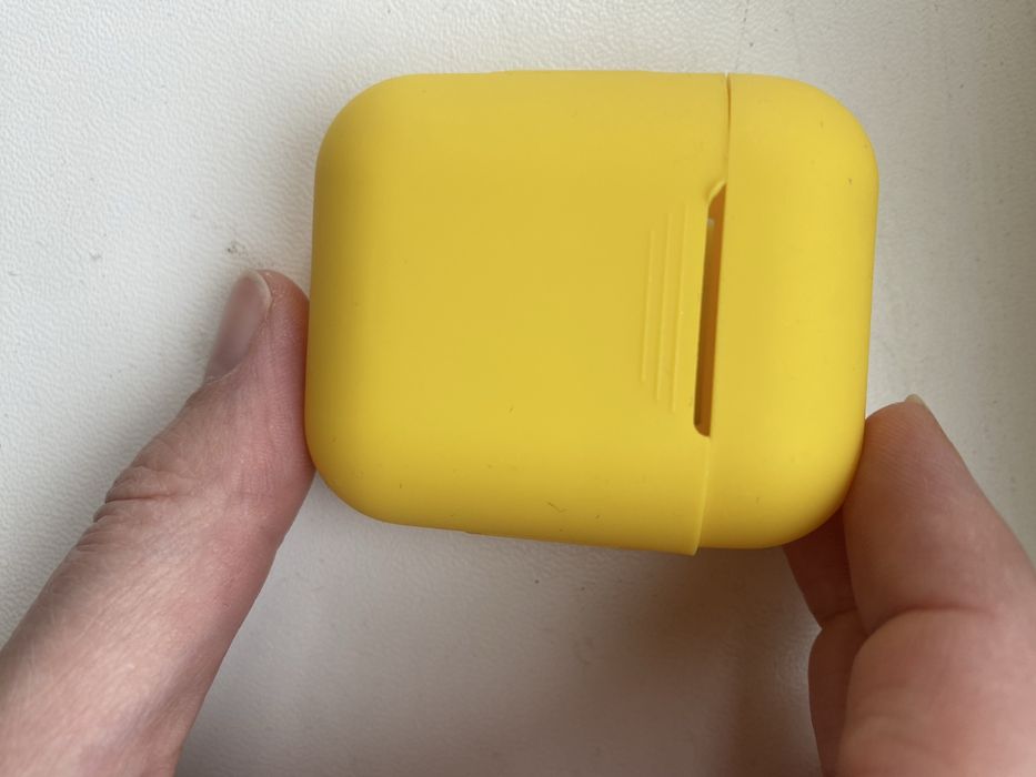 Чохол на Airpods