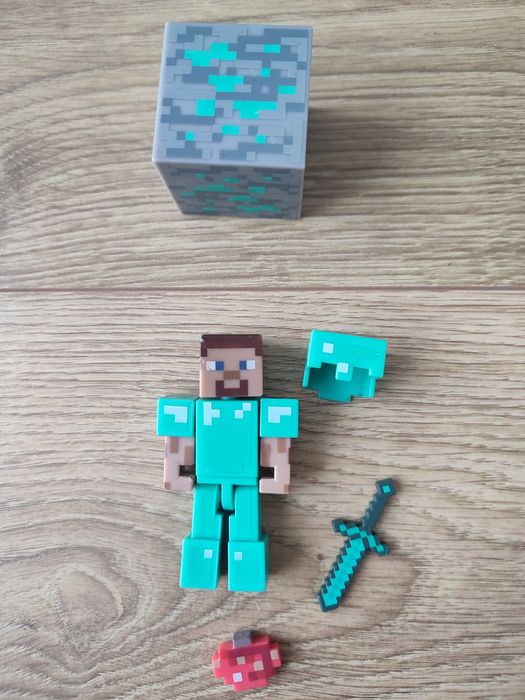 Minecraft figurki- Steve, Enderman, Zmobi i Blacksmith villager