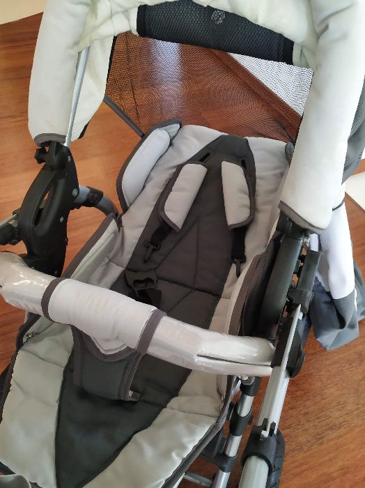 Wózek dziecięcy 2 w 1.