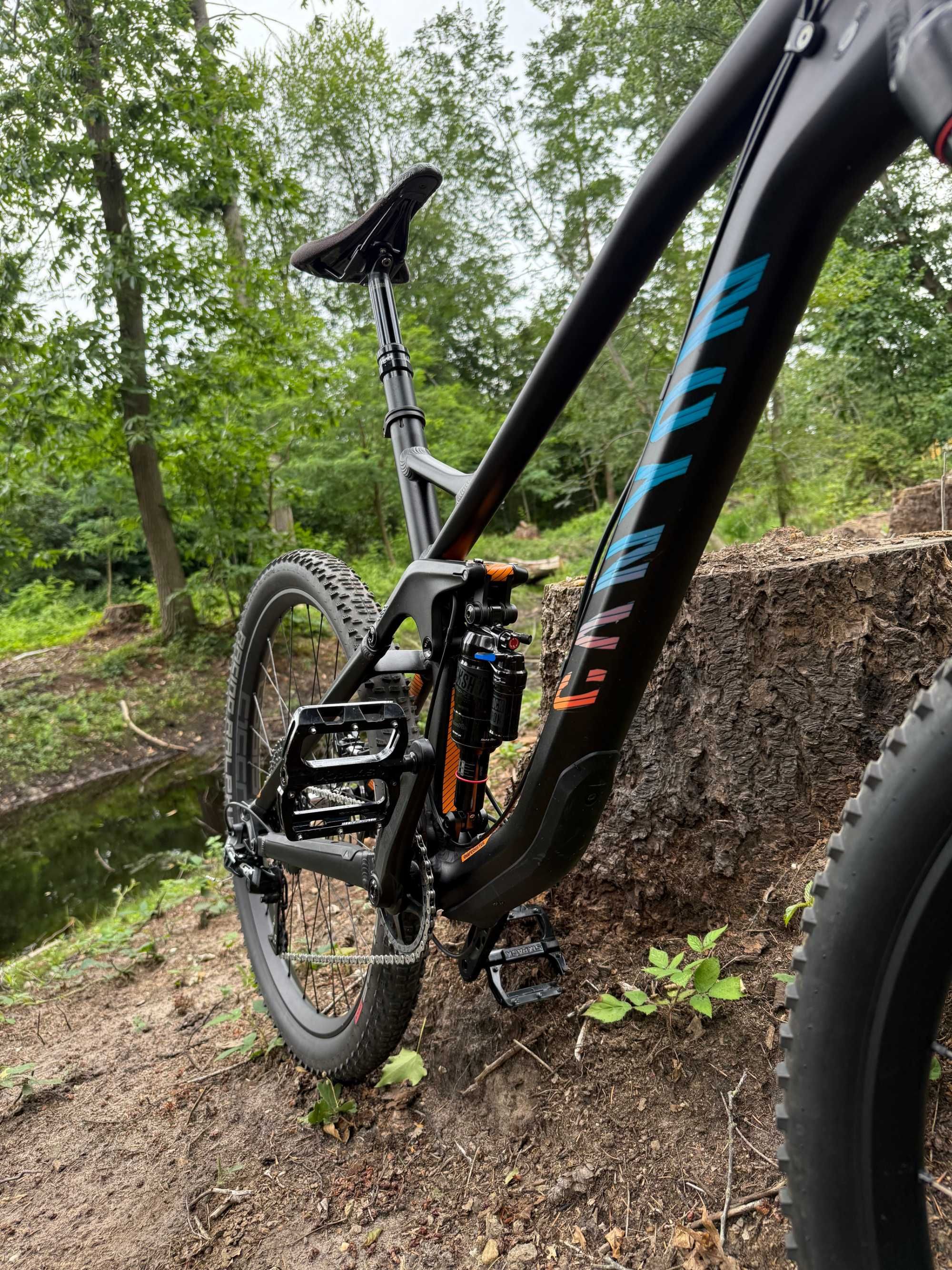 MTB Full Canyon Strive Al 5.0 Race 2017, rama L, kola 27,5