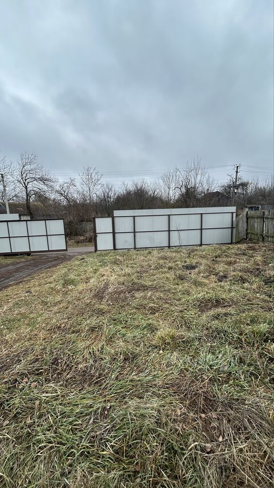 Продаж приміщень для розведення птиці( курники) Триліси