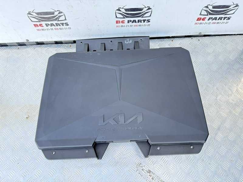 Багажный бокс Kia Niro 2024 год органайзер 86710AO000