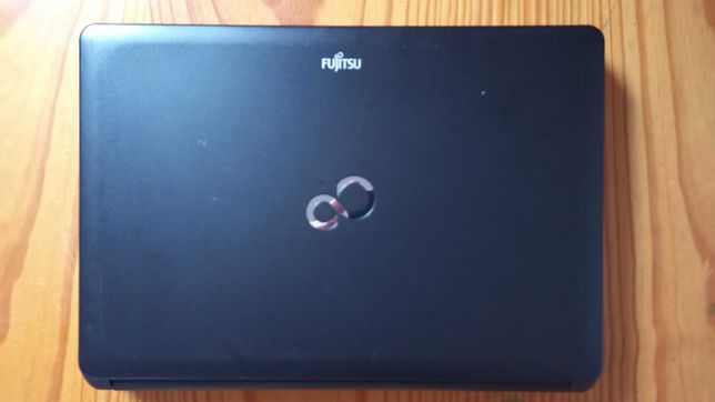Portátil Fujitsu Lifebook S762 i5 3210M 8GB HD 320GB