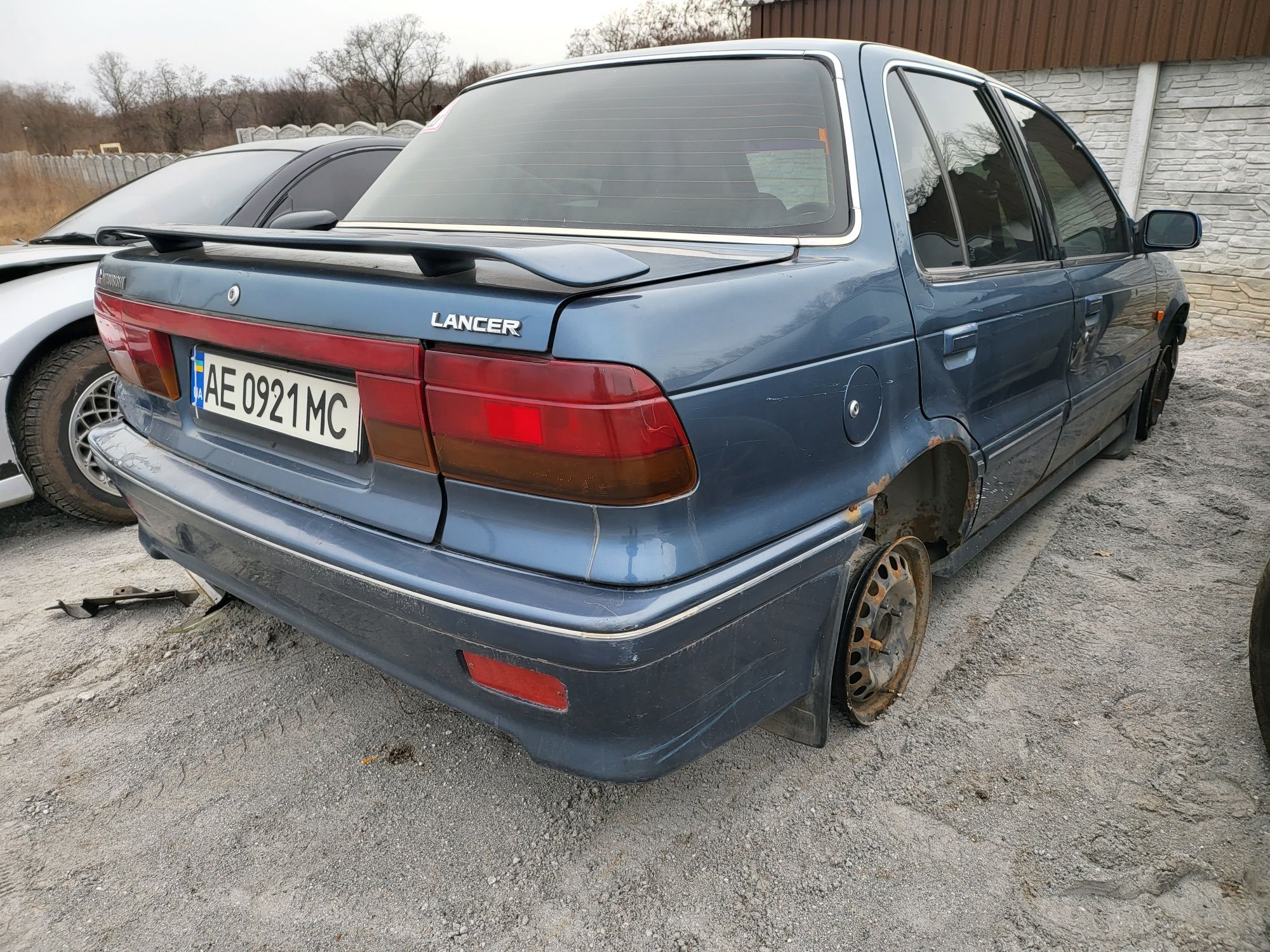 Запчасти mitsubishi lancer 1989-1992 Мицубиси Лансер 1.5 инжектор