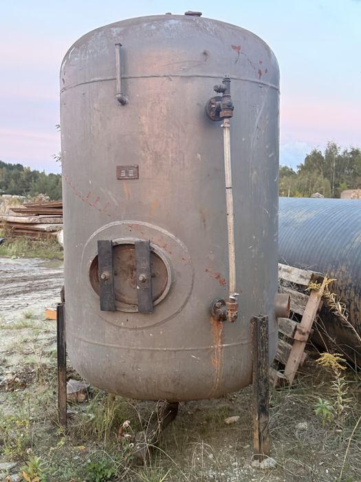 Zbiornik stalowy ciśnieniowy na wodę bufor