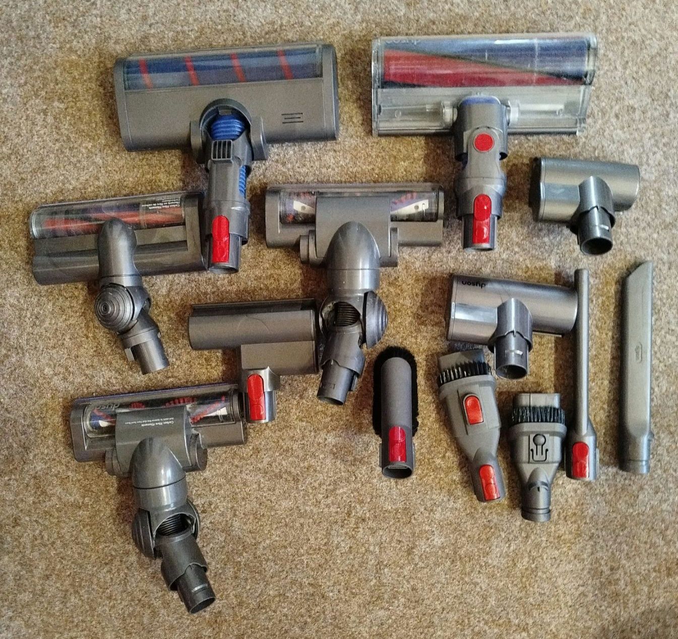 Пылесос Dyson V6, V8, dc35