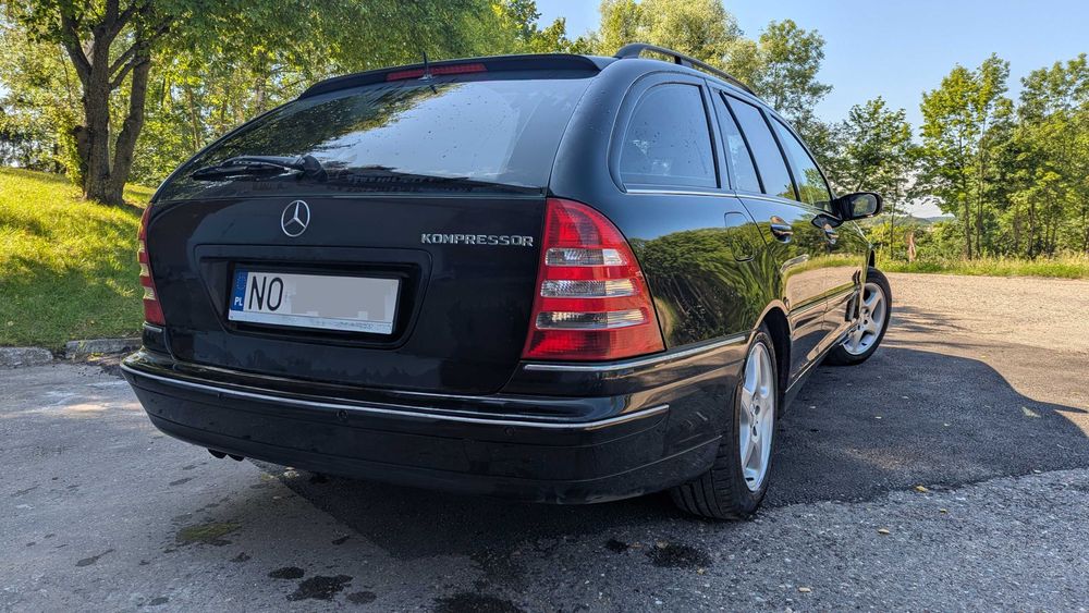 Mercedes W203 C180 Automat LPG 1.8 Kompressor 143 KM 235 tys. hak 2005