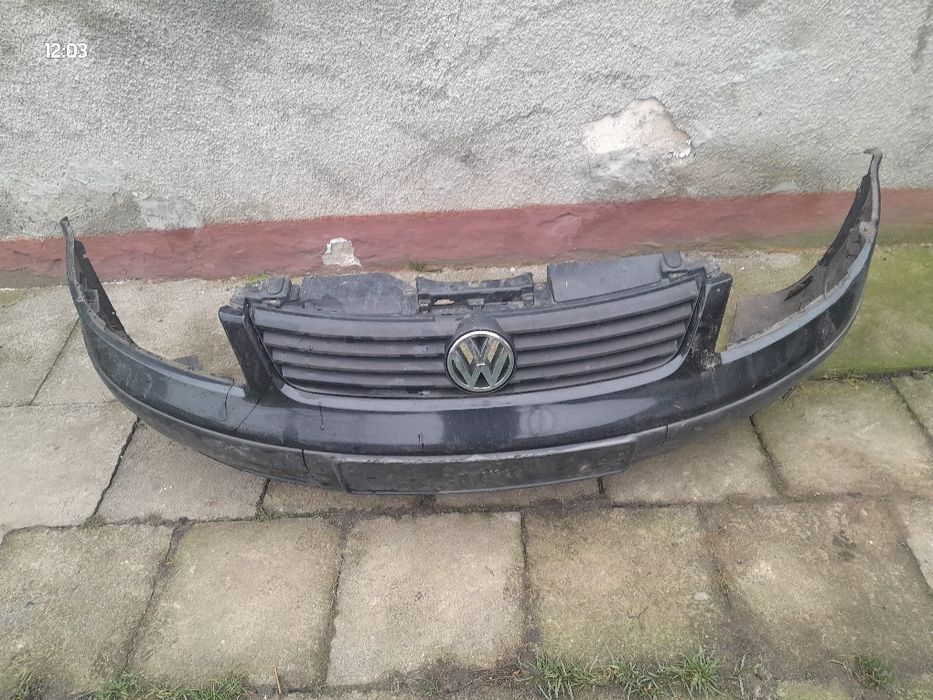 Pasatt b5 zderzak przedni