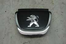 ZNACZEK ATRAPA CHŁODNICY PEUGEOT RCZ
