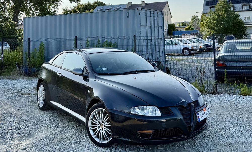 Alfa Romeo GT 1.9 JTD * 2010 * Klima * Skóry * Bose * Alu * Zadbana