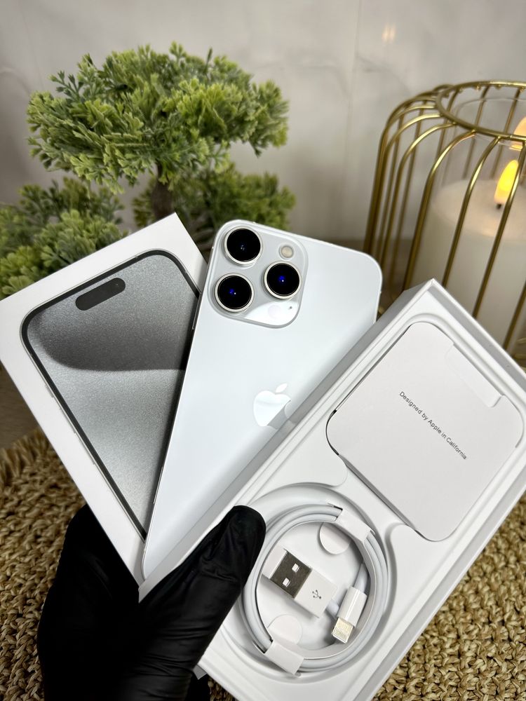 IPhone 15 Pro (White Titanium) 256GB XR в корпусі IPhone 15 Pro
