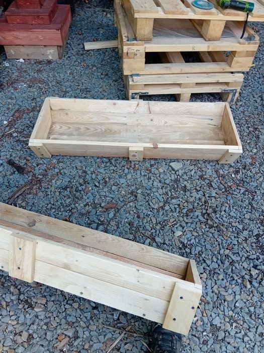 Sprzedam korytka dla kur