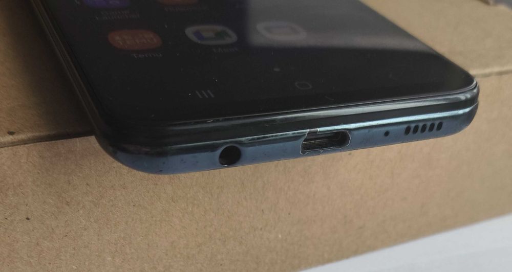 Cмартфон Samsung A50, 4/128 Gb.