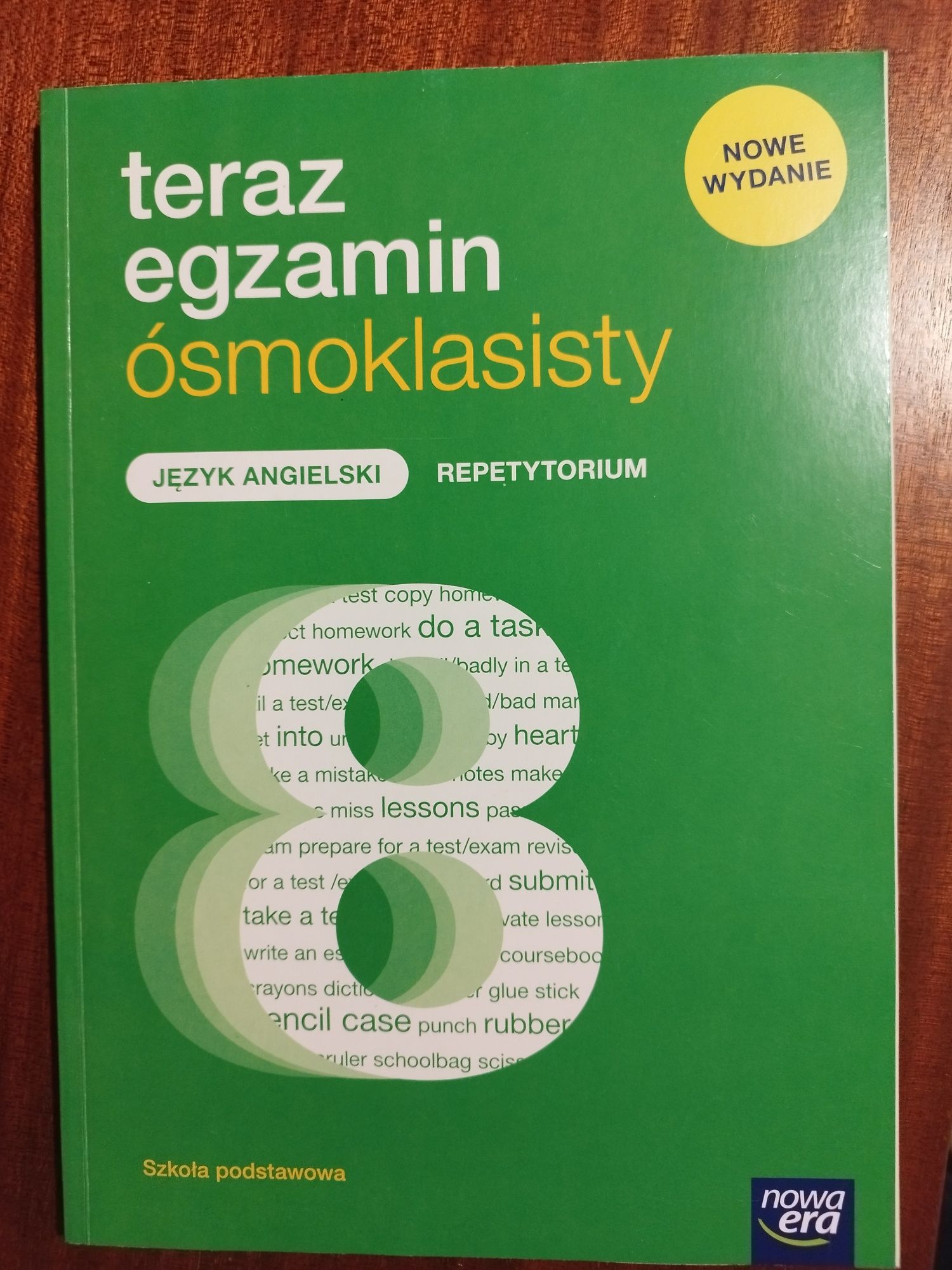 Teraz egzamin ósmoklasisty  oraz opracowania lektur i wiersz