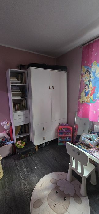 Sprzedam przestronne 2 pokojowe mieszkanie w spokojnej okolicy