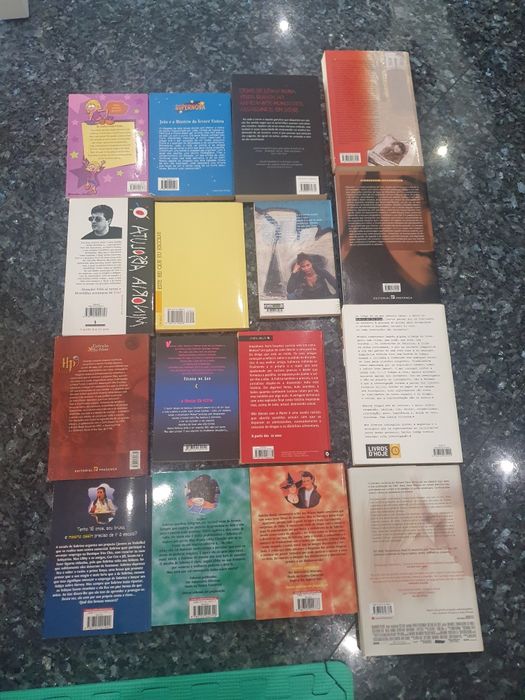 Vários livros juvenis e outros
