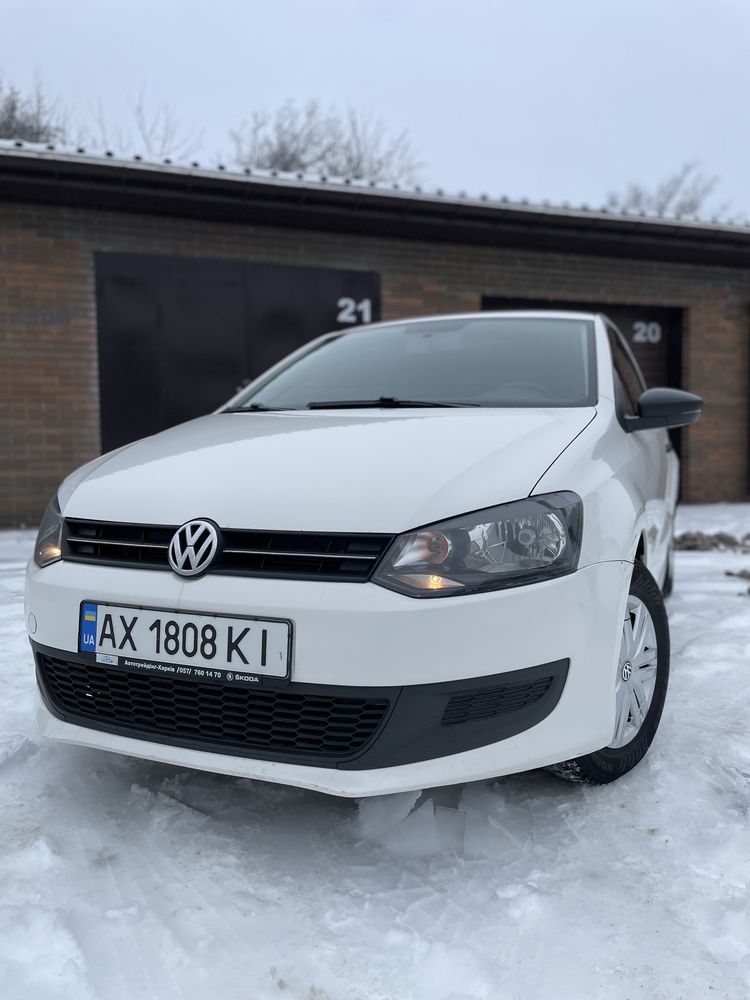 Volkswagen POLO 2013