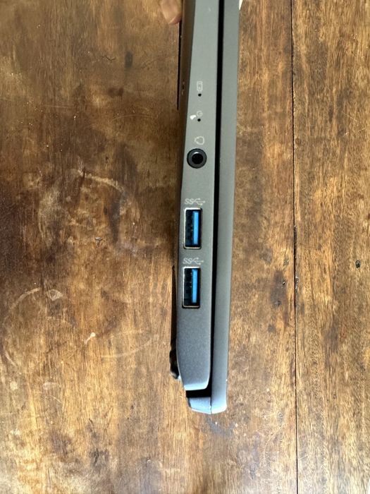 Portátil MSI Modern 14 [i7-1165G7, 16GB RAM, SSD 1TB] - Como Novo