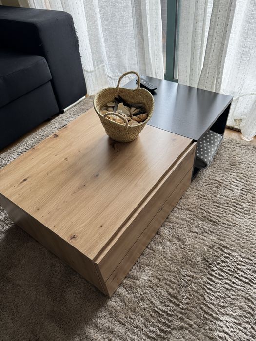 Mesa de centro madeira preta e castanha