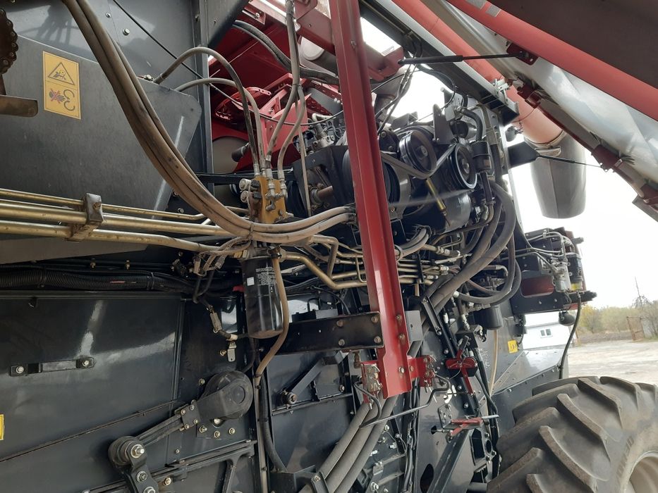 Комбайн Case 5130