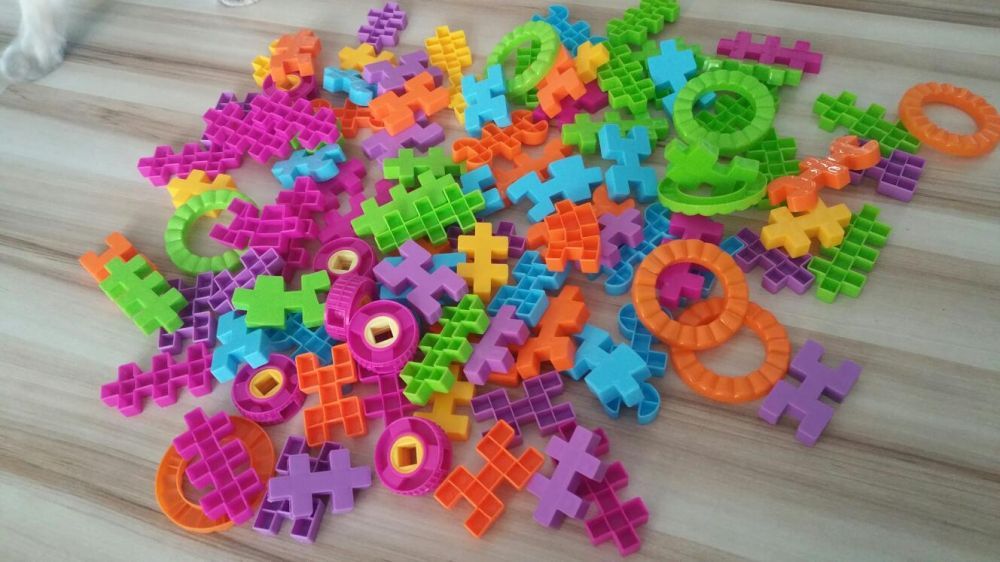 Kolorowe klocki edukacyjne