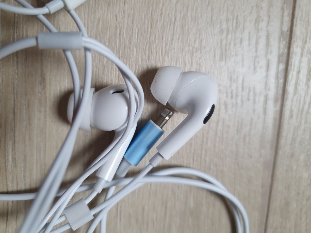 Słuchawki przewodowe iPhone