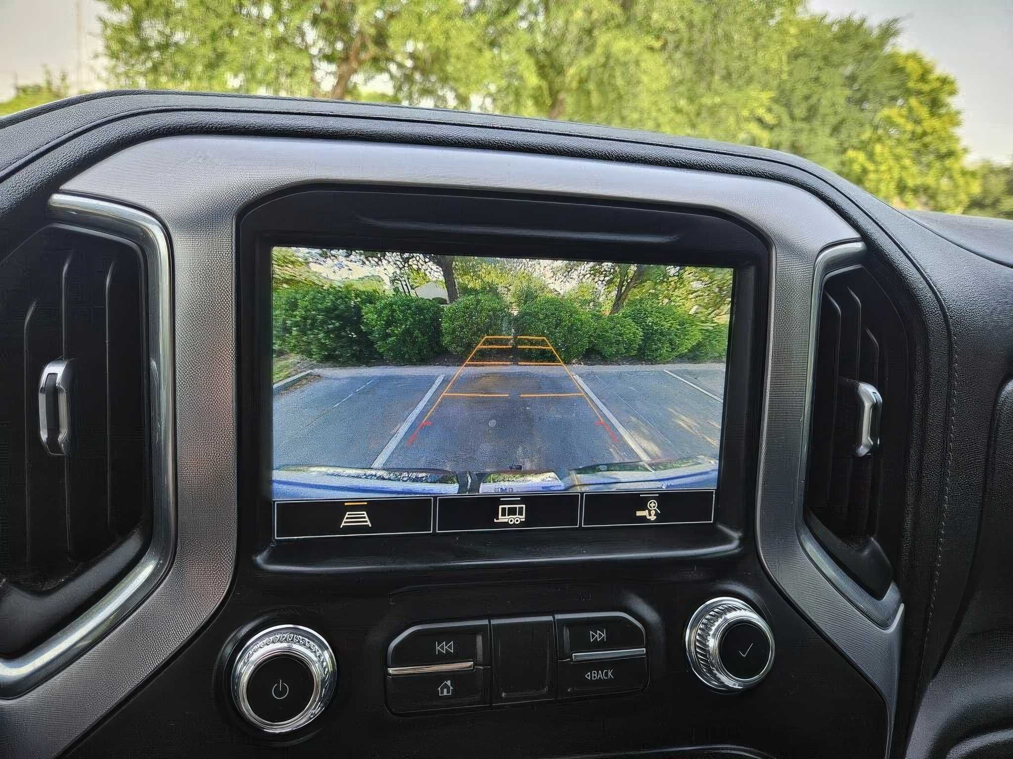 2021 GMC Sierra 1500 SLT Crew Cab 4WD