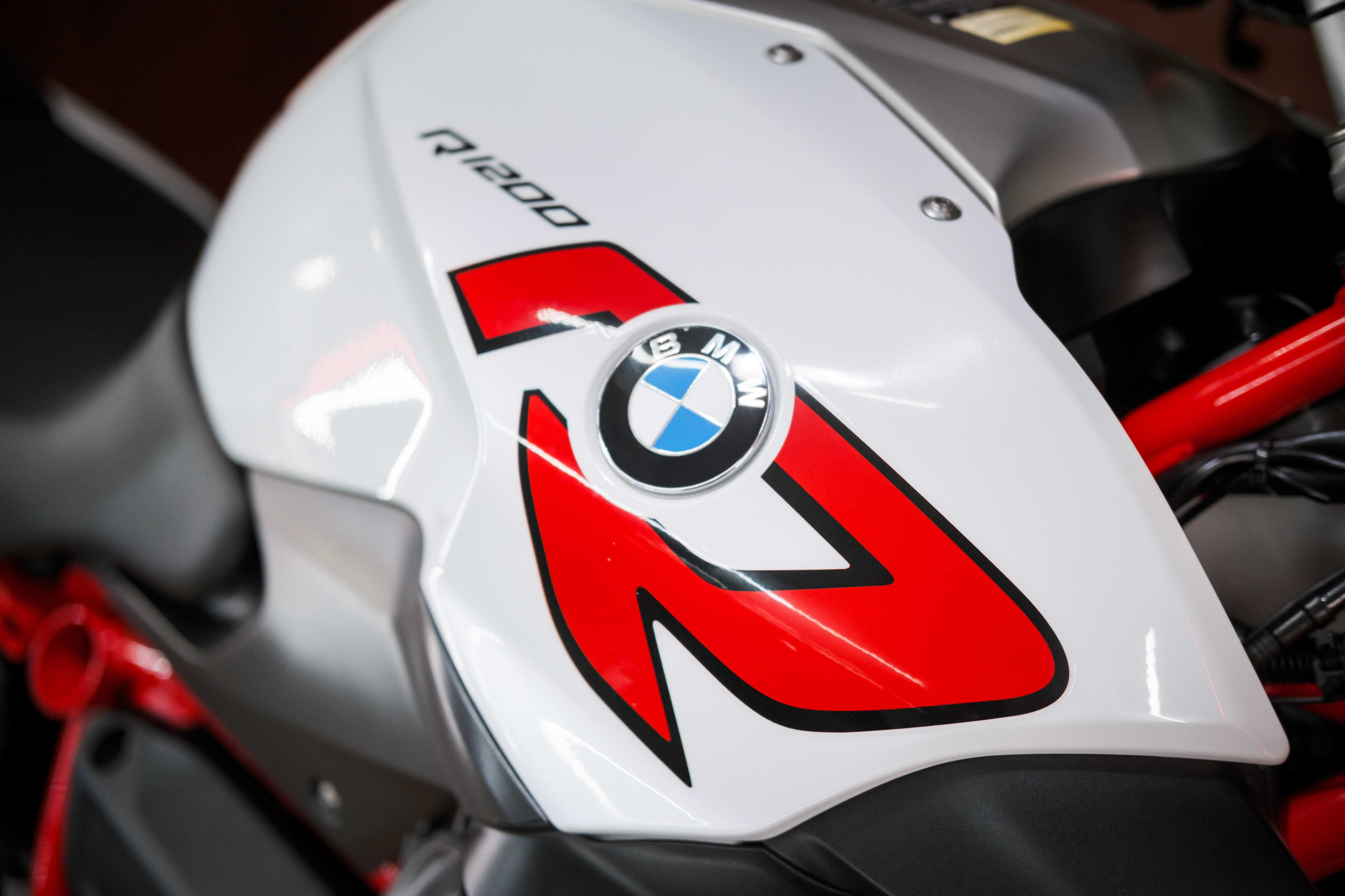 Продається BMW R1200R ABS Traction Quickshifter із Японії