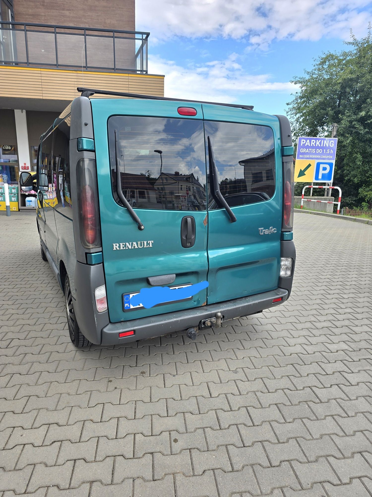 Renault trafic 2003 r 1.9 d 9 os klima