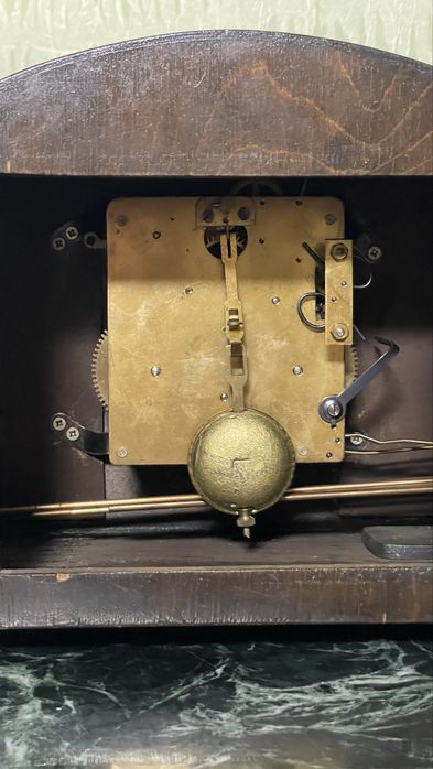 Камінний годинник