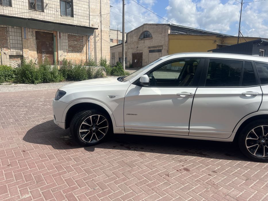 Продам BMW X3 2015 / Америка / Мінімальні пошкодження / Для себе