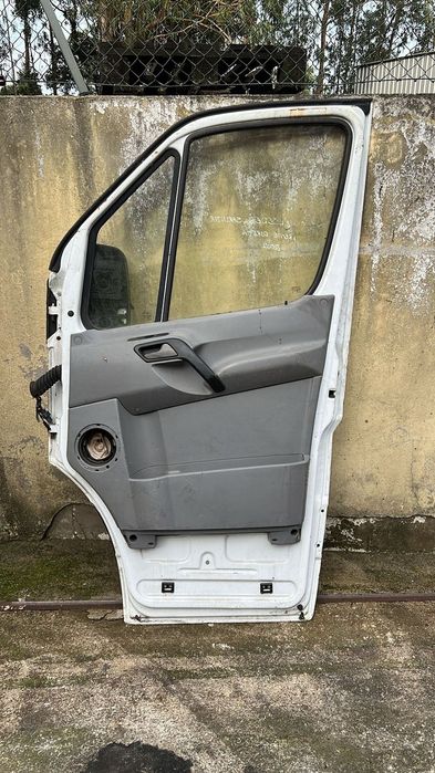 Porta Frente Direita Mercedes Sprinter