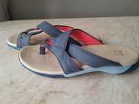 Жіночі шльопанці шкіряні Clarks Air Active Sandals Slip