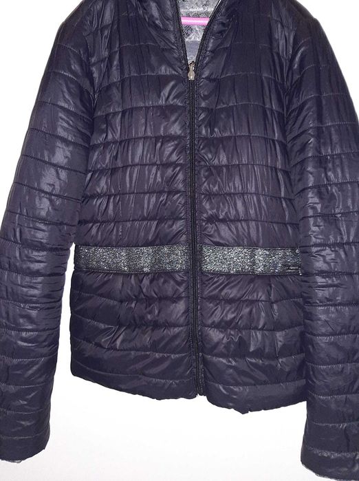 Blusão revesivel Guess original  14 Anos