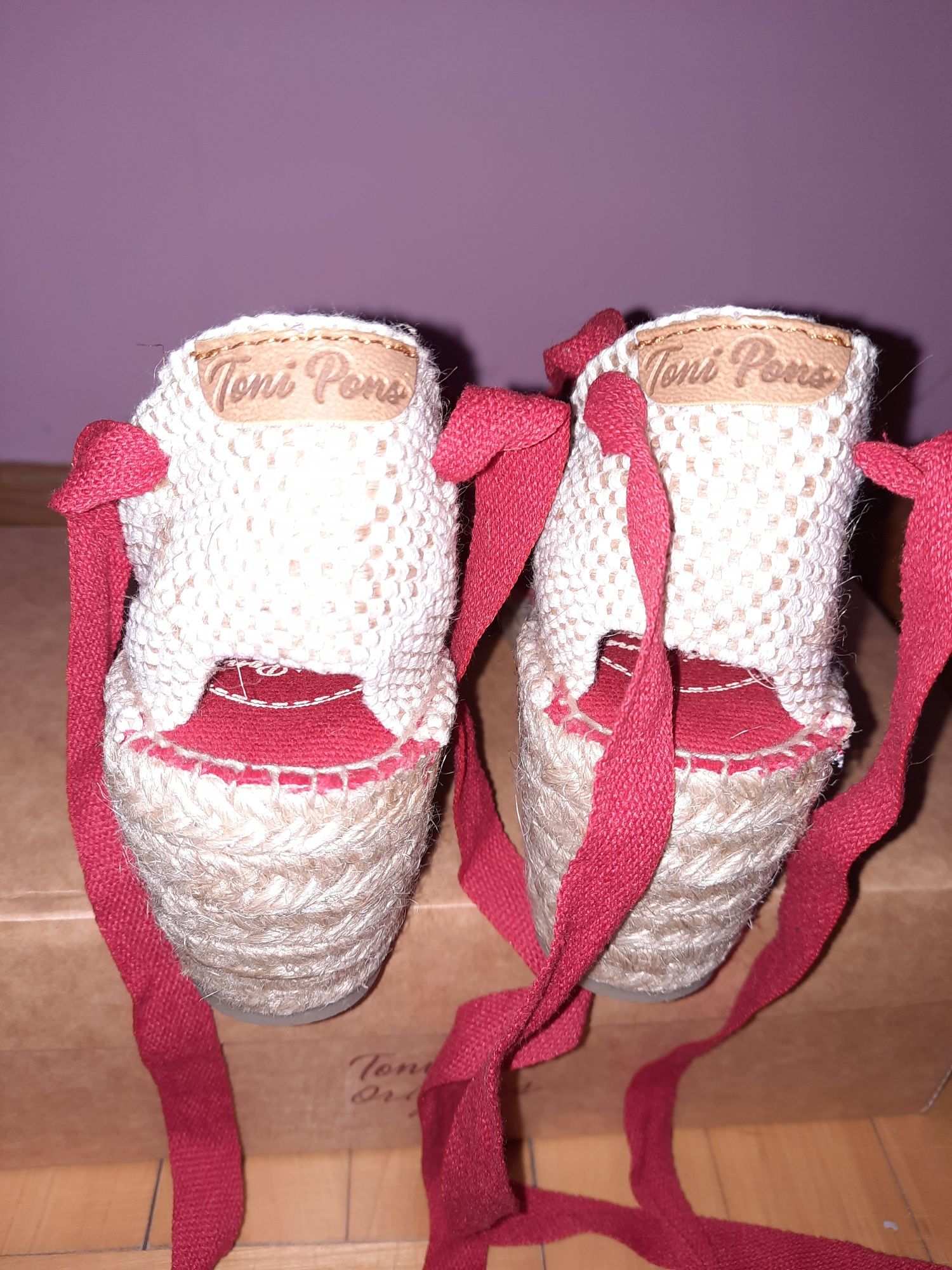 Toni Pons nowe espadryle czerwone 36 
Espadryle Valencia Vermell