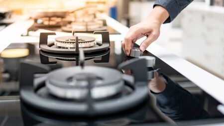 Montaż i Naprawa sprzętu AGD, kuchenek, płyt indukcyjnych itp.