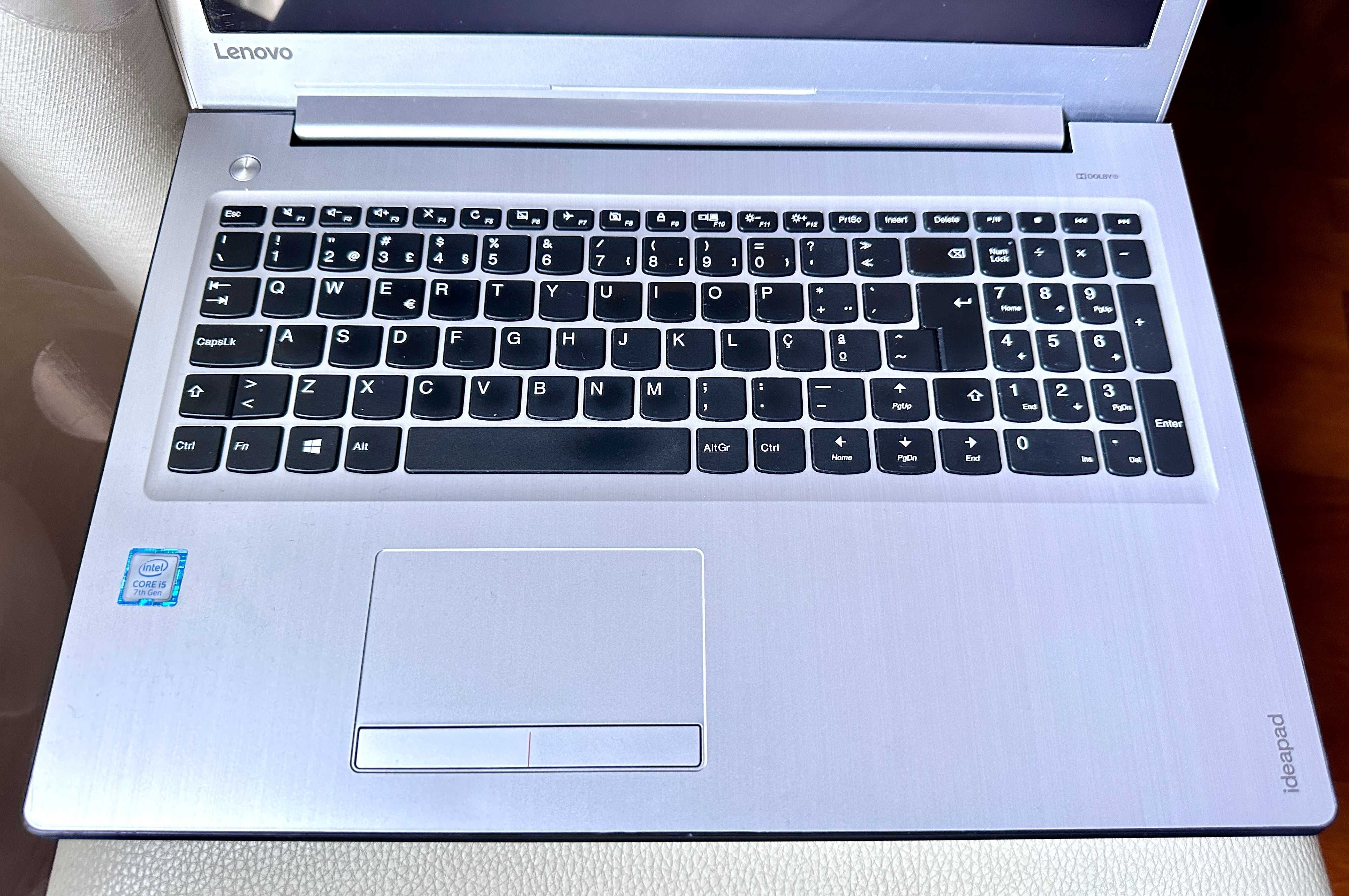 Lenovo IdeaPad 310 15.6"/i5-7200/12Gb Ram/Ssd 500Gb/Geforce 920M
