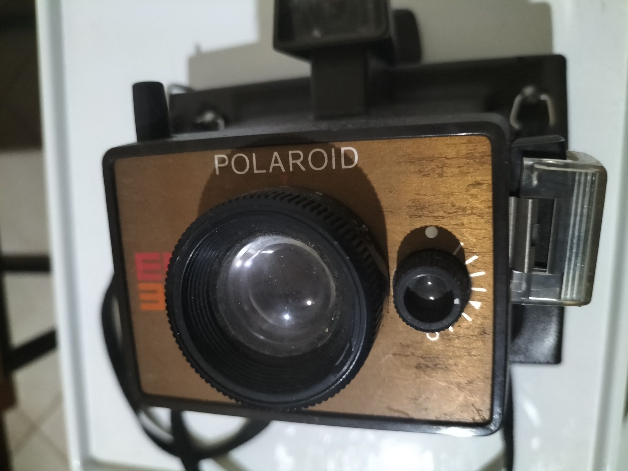 POLAROID EE33 Máq fotográfica