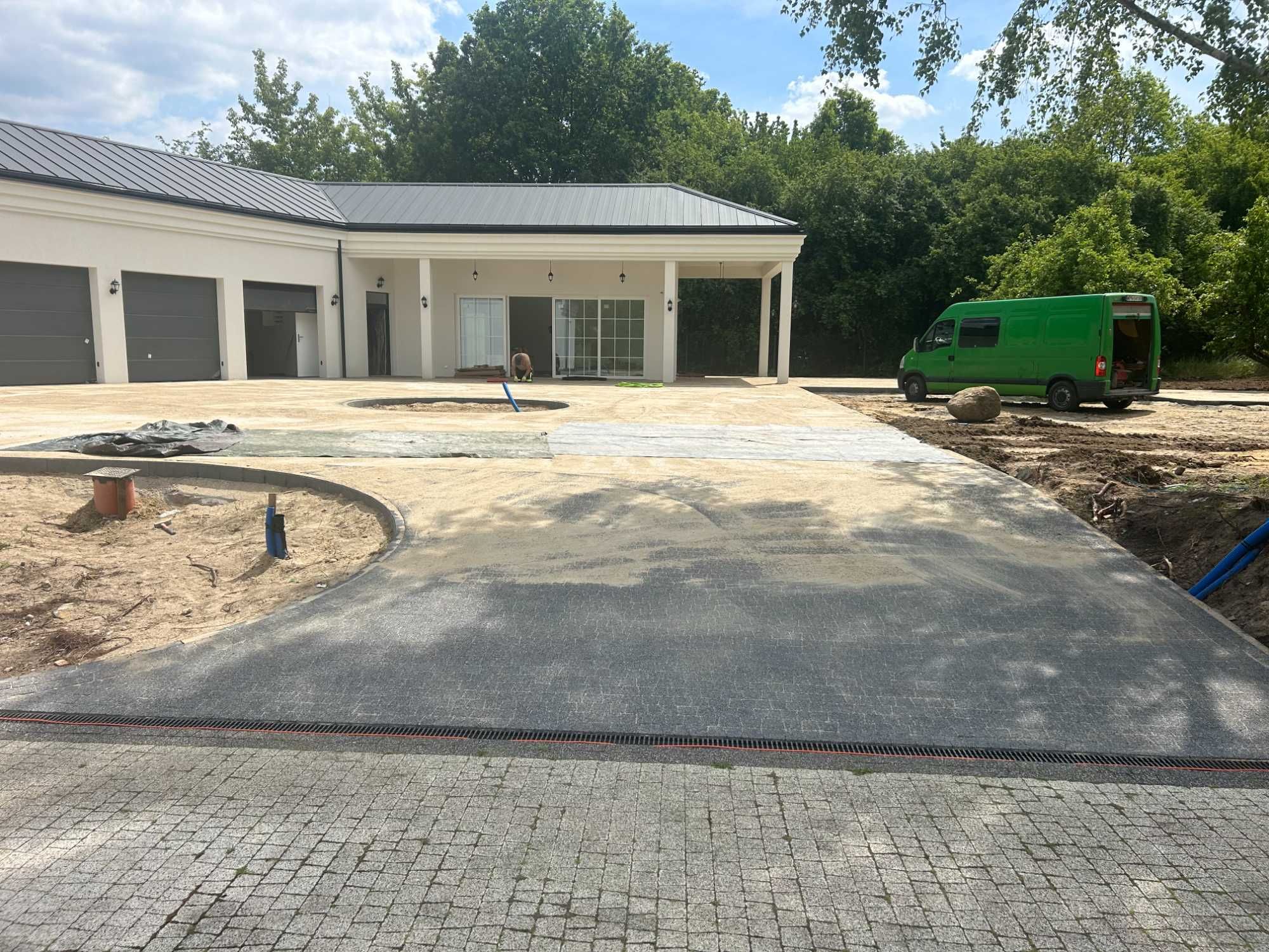 Układanie Kostki Brukowej Usługi Brukarskie Brukarstwo