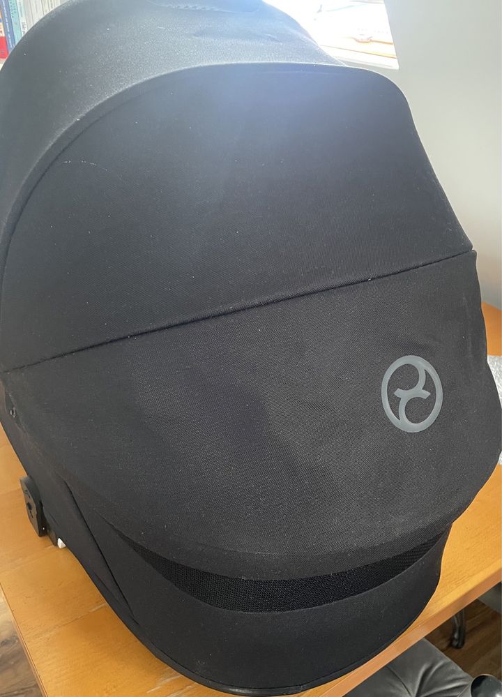 Gondola Cybex Balios S lux 2024 czarny