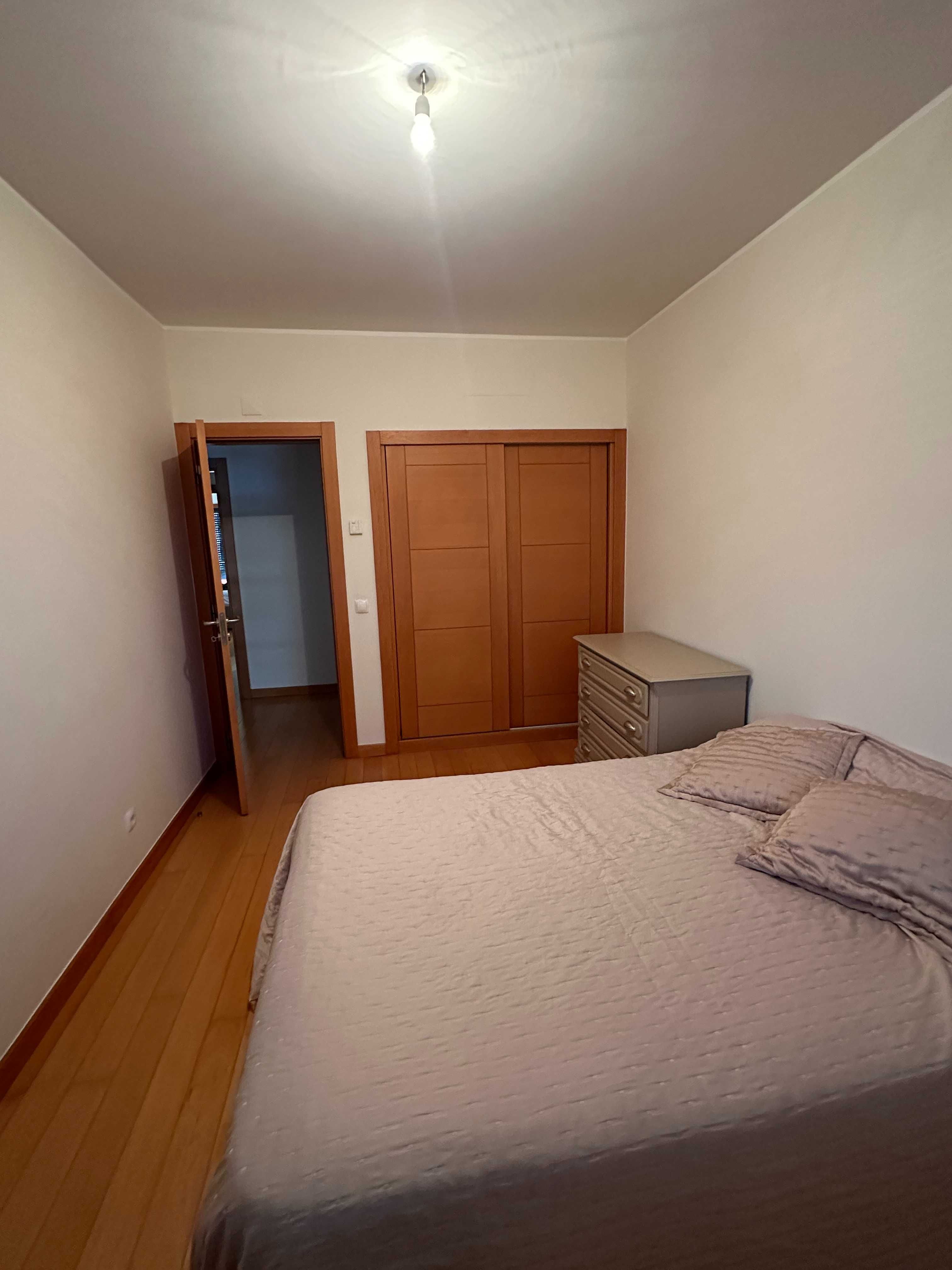 Quarto senhora/ estudante | Seixal