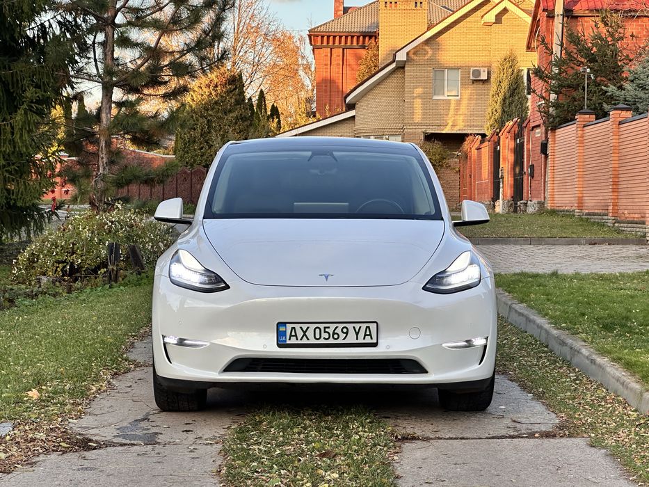 Tesla Model Y LONG RENG DUAL MOTOR Можливий обмін!