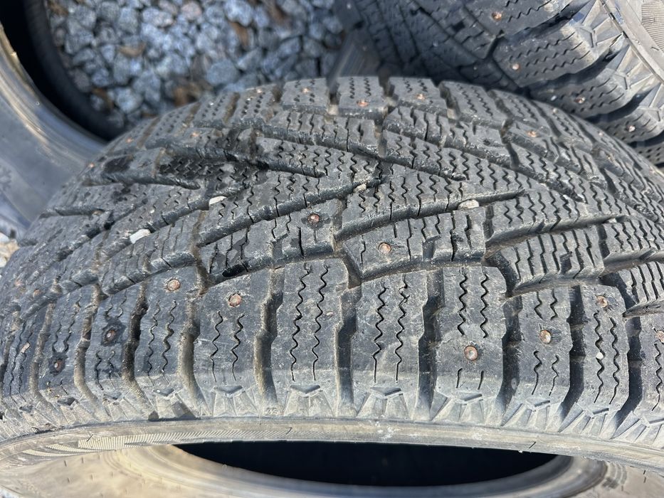 Продам Зимову Гуму NEXEN  Стан НОВОЇ! LT265/65 R17