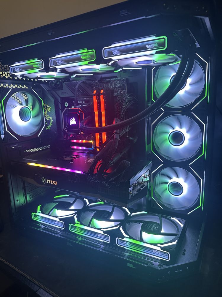 Konputer gamingowy I7-12700KF + RX6900XT